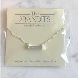 THE2BANDITS Athens Bar Necklace